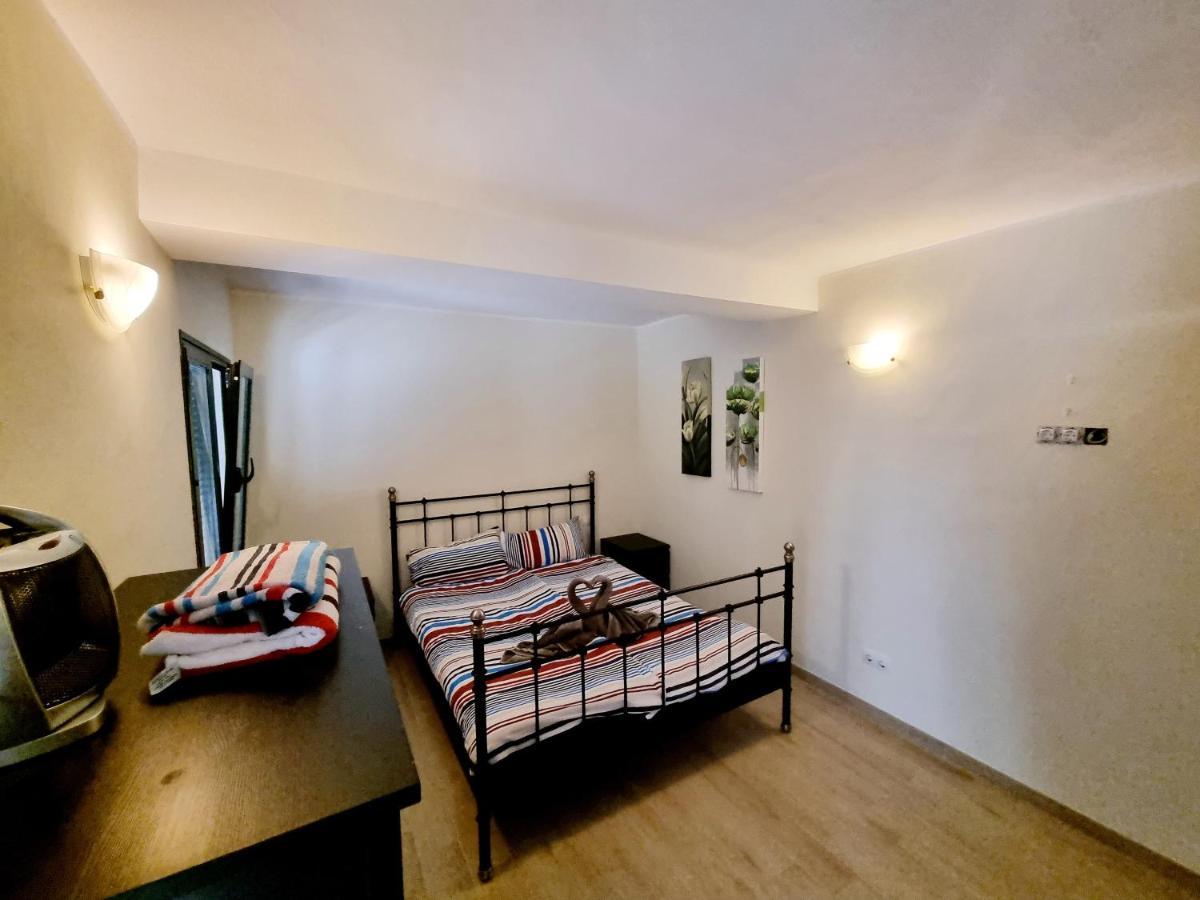 דירות קוסטה טגוויסה Casa Aguamarin Playa Roca מראה חיצוני תמונה